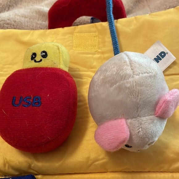 Gund My First Laptop - Picture 5 of 10